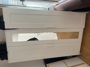 Kleiderschrank 190 hoch und ca 150 breit