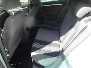 VW Golf 5 1.6 Benzin | Pickerl neu | Viele Neuteile | Top Zustand Bild 8