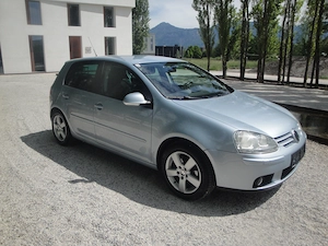 VW Golf 5 1.6 Benzin | Pickerl neu | Viele Neuteile | Top Zustand Bild 6