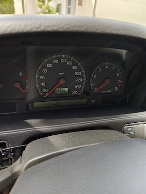 Volvo C70 T5 240ps Export  Bild 2