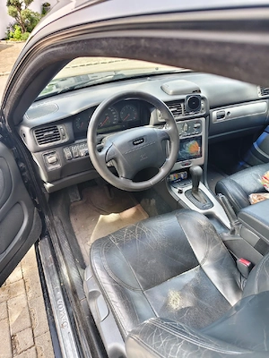 Volvo C70 T5 240ps Export  Bild 3