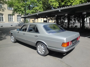 Mercedes 380 SE V8   W126 Oldtimer | Erstbesitz | gepflegt Bild 5