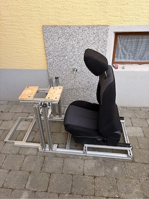 Sim Racing Cockpit Aluprofil + Autositz (verstellbar) - DIY Rig