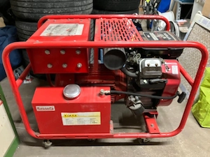 Stromerzeuger, Aggregat, Notstrom, Generator   Bild 2