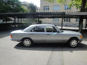 Mercedes 380 SE V8   W126 Oldtimer | Erstbesitz | gepflegt Bild 8