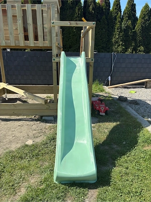 neue Wickey Rutsche mit Bodenanker Bild 3