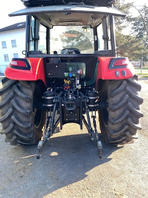 Branson Traktor 74Ps Bild 3