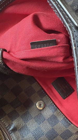 LOUIS VUITTON Bloomsbury Leder Umhängetasche Bild 3
