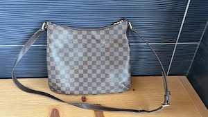 LOUIS VUITTON Bloomsbury Leder Umhängetasche Bild 2