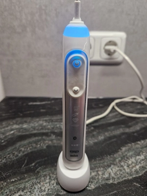 Elektrische Zahnbürste Oral B  Bild 3