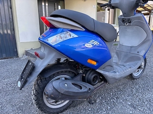 Piaggio Zip  Bild 4
