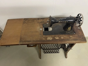 Singer Nähmaschine alt Bild 3