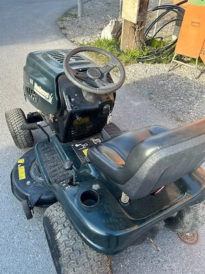Rasentraktor Bild 4