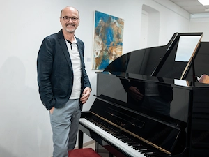 Yamaha U10BL Klavier-Made in Japan-sehr guter Zustand inkl. Gratis Lieferung(*) Bild 9