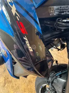 Suzuki Gsx-s750 Bild 2