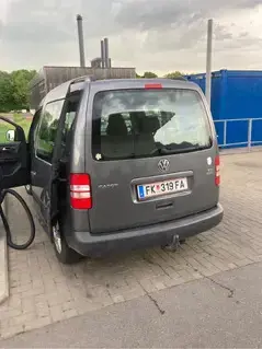 VW Caddy Family 1,6 TDI Bild 3