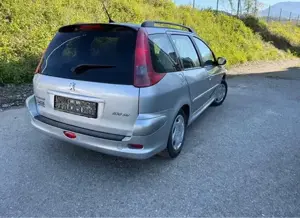 Peugeot 206 Bild 6