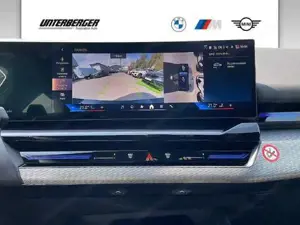 BMW 520d xDrive M Sportpaket // elektr. Anhängerkupplung // HiFi H+K // elektr. Sitze mit Memory Bild 8