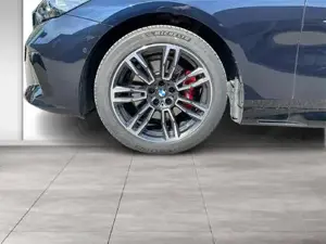 BMW 520d xDrive M Sportpaket // elektr. Anhängerkupplung // HiFi H+K // elektr. Sitze mit Memory Bild 6