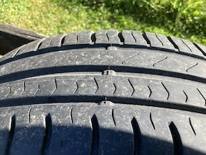 Sommerreifen mit Felgen günstig abzugeben! Bild 3