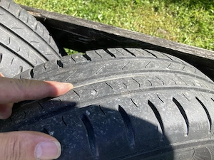 Sommerreifen mit Felgen günstig abzugeben! Bild 2