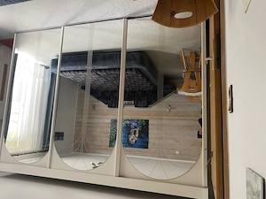 Alles muss raus Bett und Schiebeschrank Bild 2