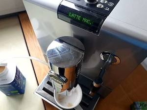 Vollautomat Jura ENA 9, Service neu Bild 4