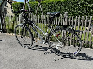 Merida Crossway Special Edition mit Shimano Deore XT 27 Gang Fahrrad Citybike Trekking Bike Bild 2