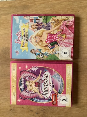 2 DVD s Barbie Mariposa und Prinzessinnenakademie
