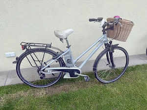 Damen E-Bike zu verkaufen Bild 2
