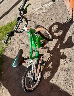 Fahrrad für Kinder Woom 2 in Grün mit Helm   sehr guter Zustand Bild 4