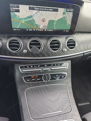 Mercedes E 300de Bild 4