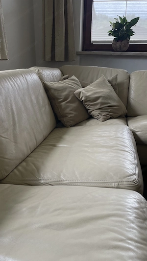 Gemütliche Ledercouch Bild 4