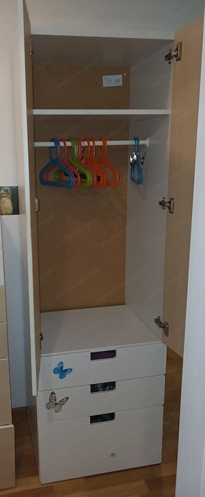 Kinder-Kleiderschrank Bild 2