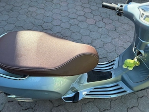 Vespa Primavera 50 4 Takt Bild 8