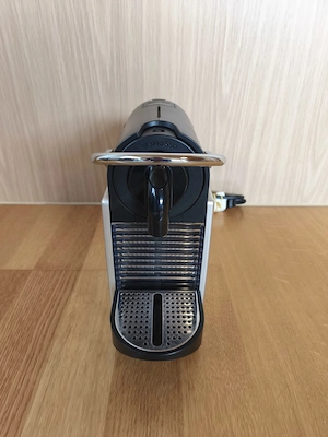 Nespresso De'Longhi Pixie Kapselmaschine Bild 4