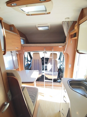Wohnmobil LMC Münsterland Breezer 564 G Bild 8