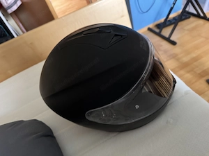 Schwarzer Sturzhelm top Zustand  Bild 3