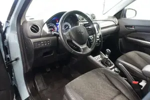 Suzuki Vitara Bild 9