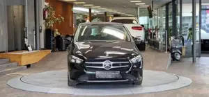Mercedes-Benz B 180 Bild 2