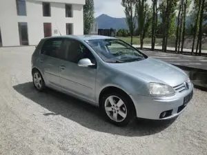 VW Golf 5 1.6 Benzin | Pickerl neu | Viele Neuteile | Top Zustand Bild 6
