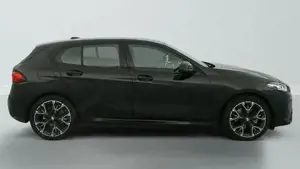 BMW 1er 120d 163 ch DKG7 M Sport 120 120 kW (163 PS), Automatik, Frontantrieb Bild 8