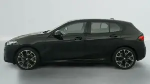 BMW 1er 120d 163 ch DKG7 M Sport 120 120 kW (163 PS), Automatik, Frontantrieb Bild 4