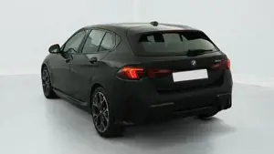 BMW 1er 120d 163 ch DKG7 M Sport 120 120 kW (163 PS), Automatik, Frontantrieb Bild 5