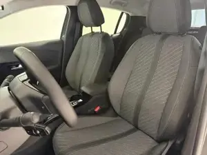Peugeot 208 Allure 100 74kW (101PS) Zugangs-Paket, Sicht-... Bild 7