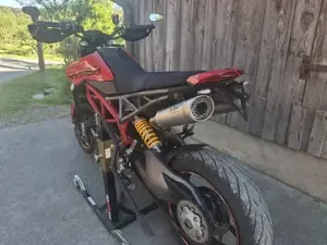Ducati Hypermotard 950 Bild 4