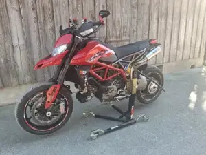 Ducati Hypermotard 950 Bild 5