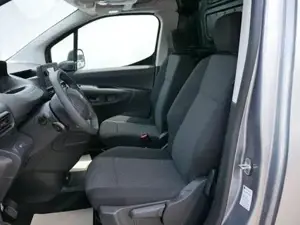 Peugeot Partner Dangel 4x4 L1 2.0t BlueHDi PDC*KLIMA*RADIO-DAB*... Bild 8