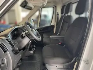 Fiat Ducato L4H1 Pritsche 35 MY25 Maxi 180PS 132 kW (179 PS... Bild 7