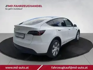 Tesla Model Y  Bild 7